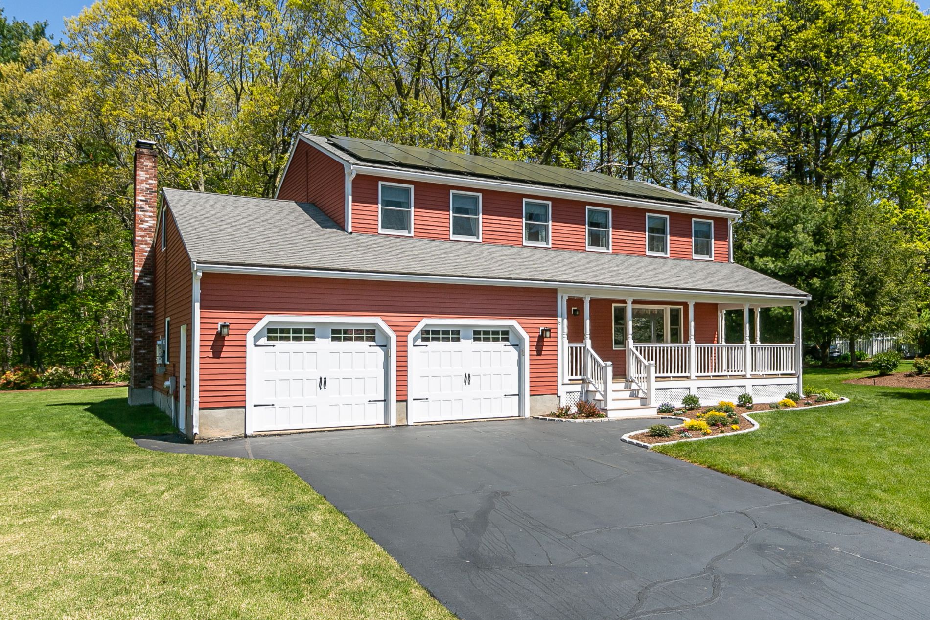 Medfield Home, MA Real Estate Listing